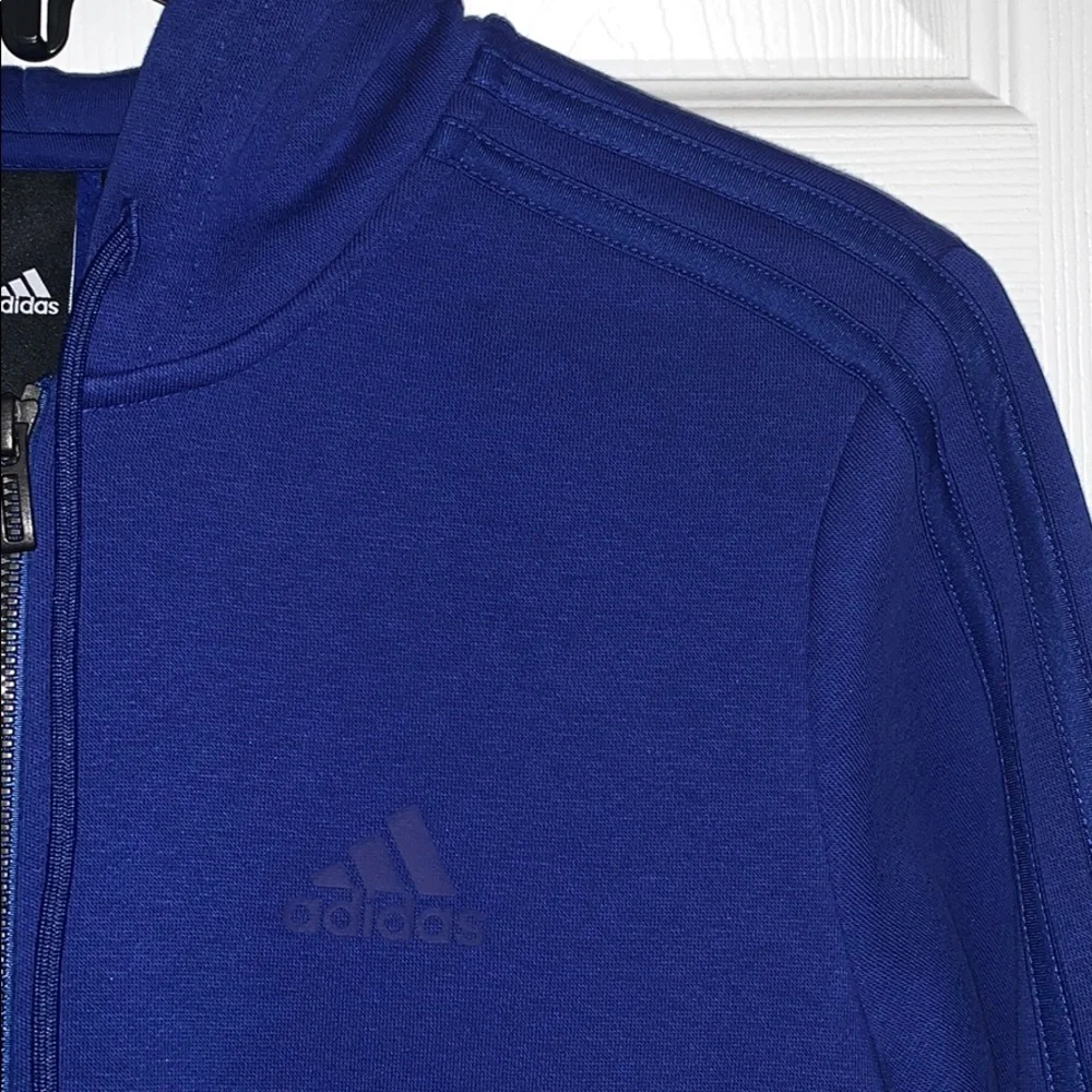 Woman’s Adidas Jacket‎
